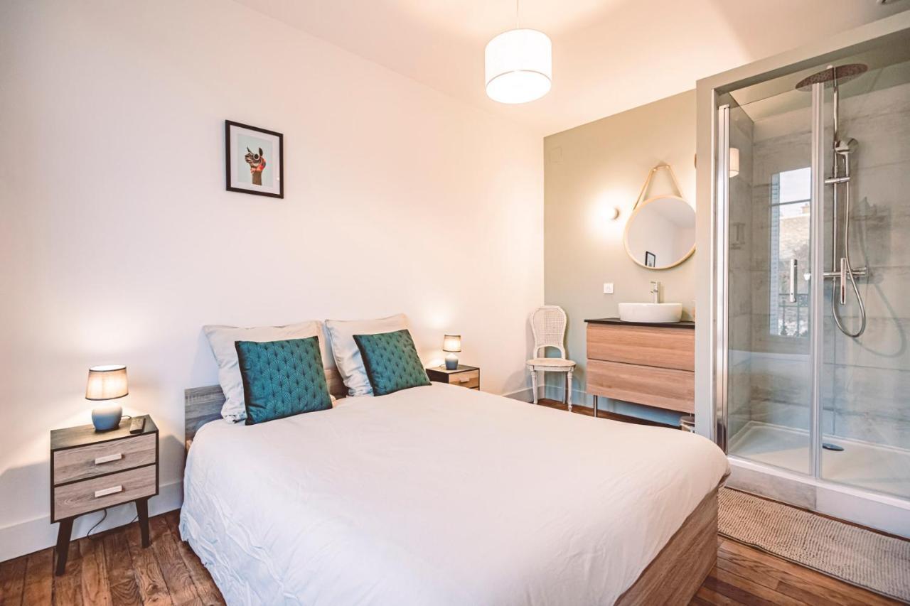 Charme De L'Ancien Pour Cet Appartement Entierement Renove Dans L'Hypercentre De Reims Exterior foto