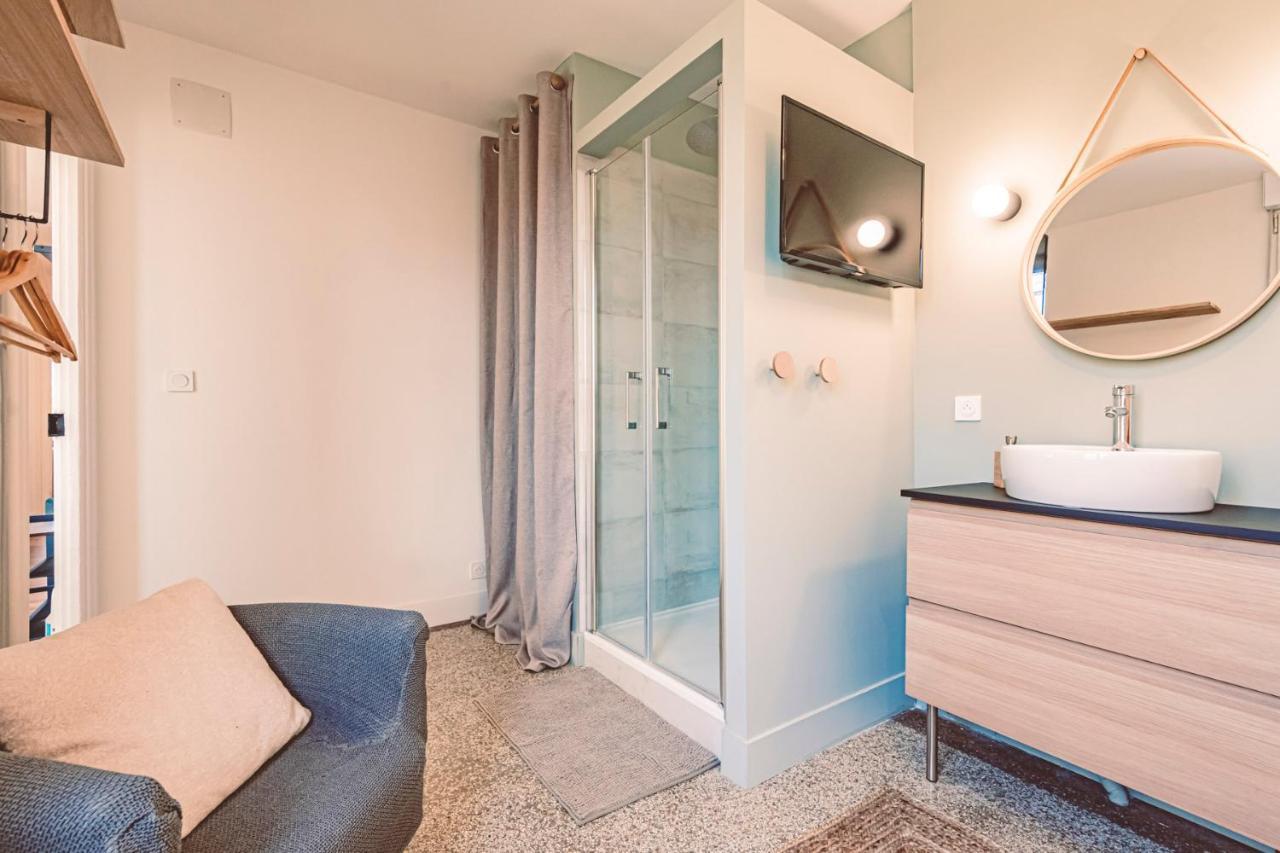 Charme De L'Ancien Pour Cet Appartement Entierement Renove Dans L'Hypercentre De Reims Exterior foto