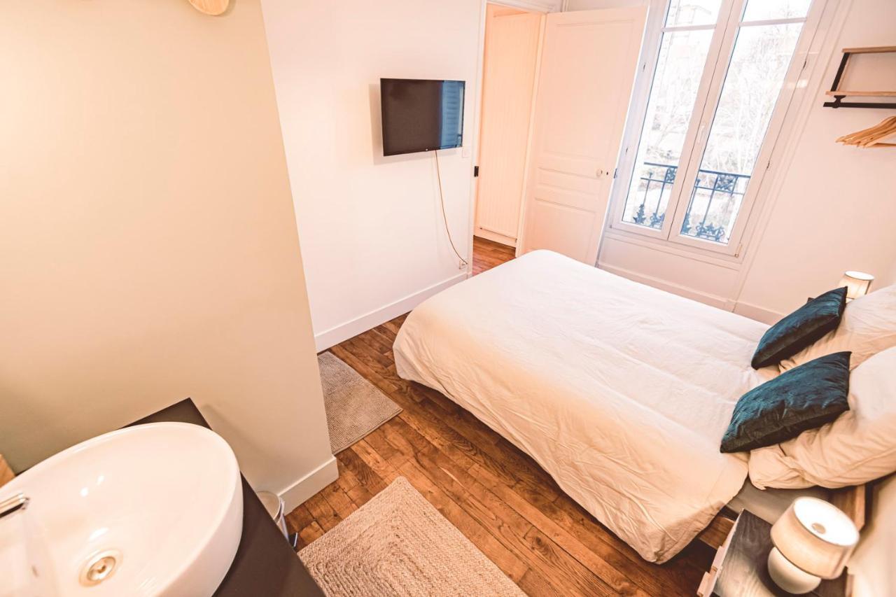 Charme De L'Ancien Pour Cet Appartement Entierement Renove Dans L'Hypercentre De Reims Exterior foto