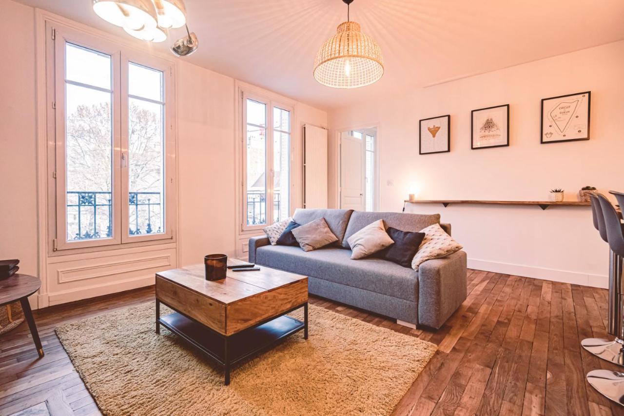 Charme De L'Ancien Pour Cet Appartement Entierement Renove Dans L'Hypercentre De Reims Exterior foto